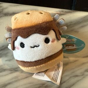 Squishmallows 2.5” Micromallows Prometheus Smore Axolotl